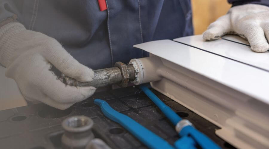 Local annual plumbing maintenance in Mount Auburn, IL